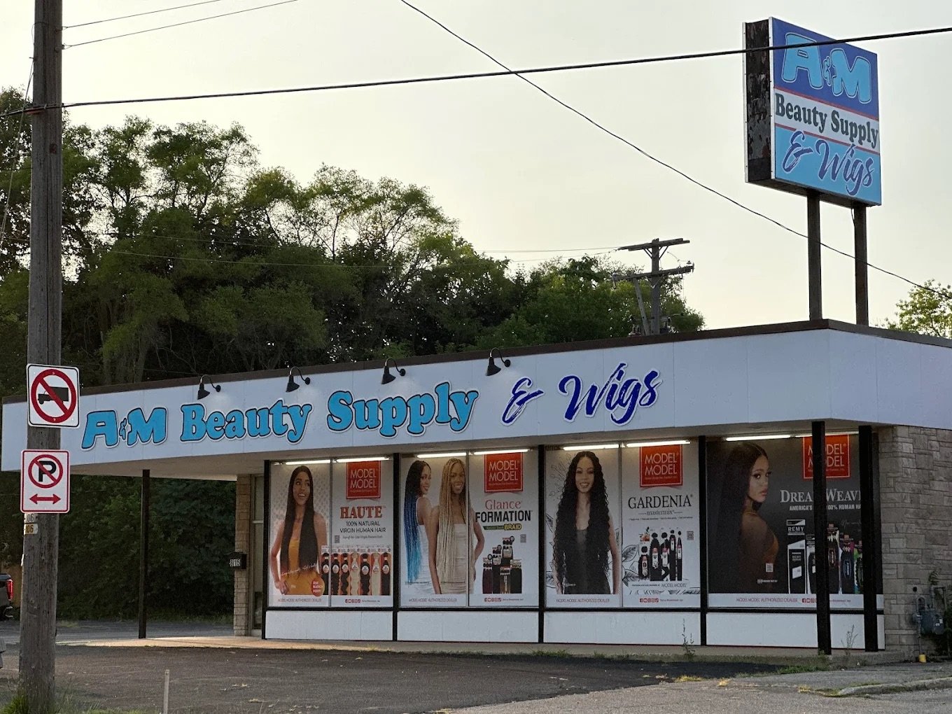 A&M Beauty Supply and Wigs storefront in Wyoming, Michigan